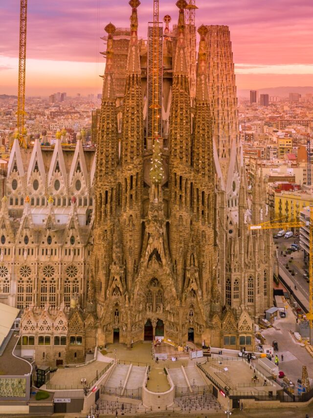 cropped-Sagrada-Familia-Gaudi.jpg
