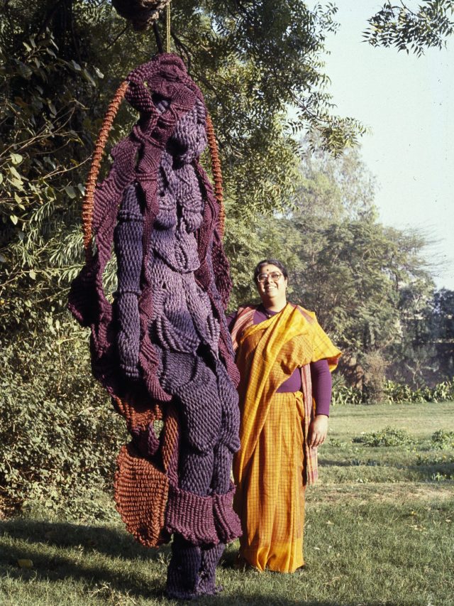 Knots of Tradition: Mrinalini Mukherjee