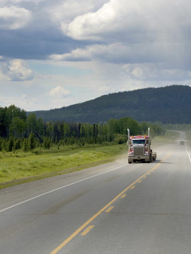 cropped-drving-truck.jpg