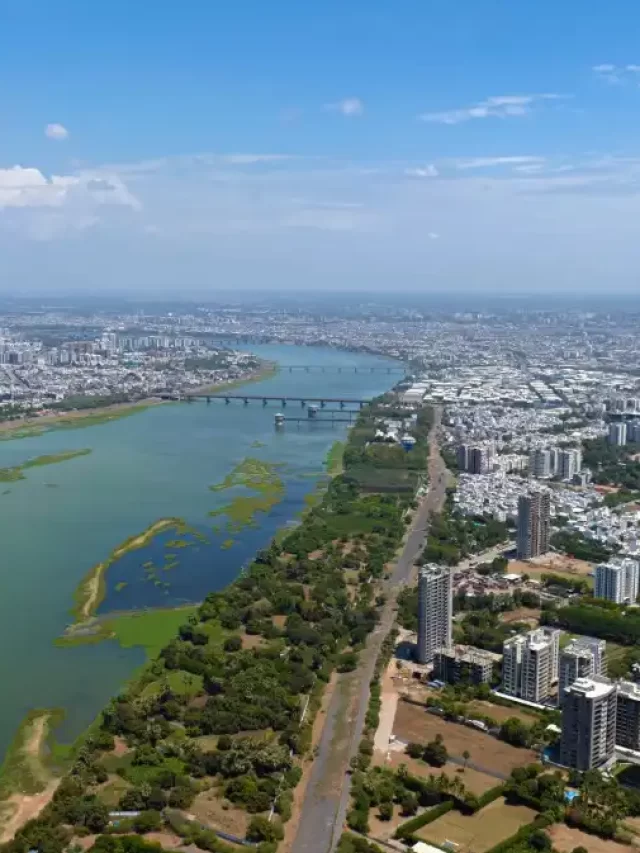 cropped-An-aerial-view-of-Surat-Courtesy-AbhiBus.webp
