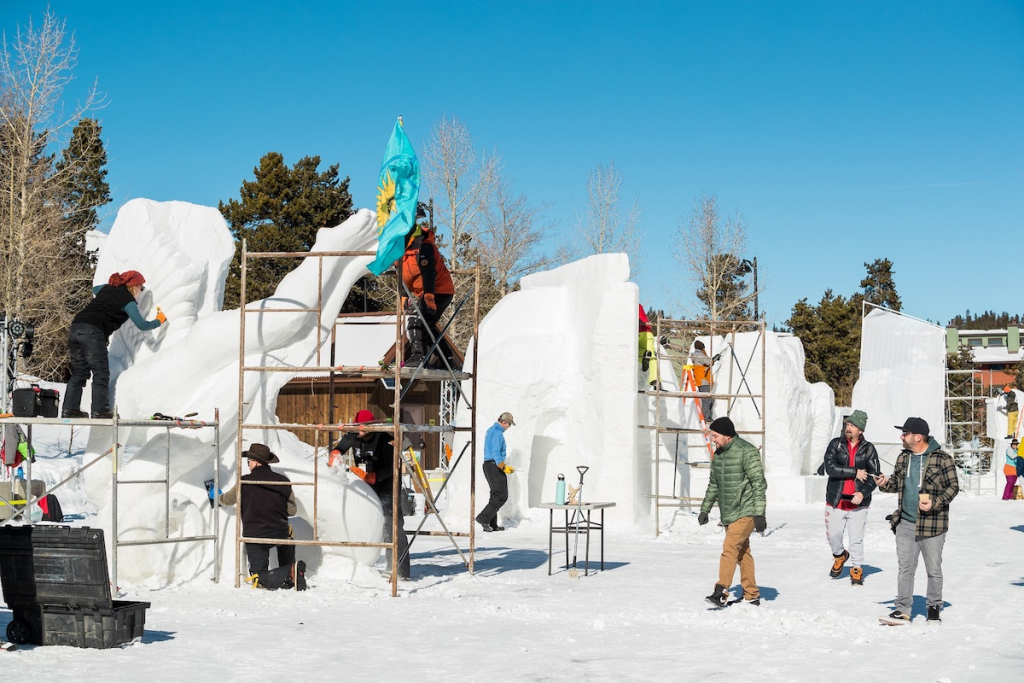 Breckenridge’s International Snow Sculpture Championships i