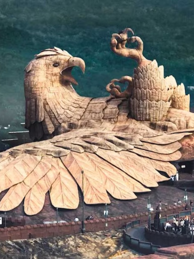 jatayu-rock-1.jpg copy