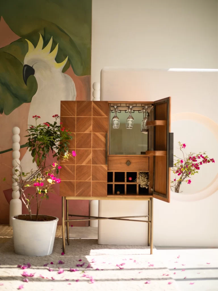 Arrow Bar unit. Courtesy of Orange Tree