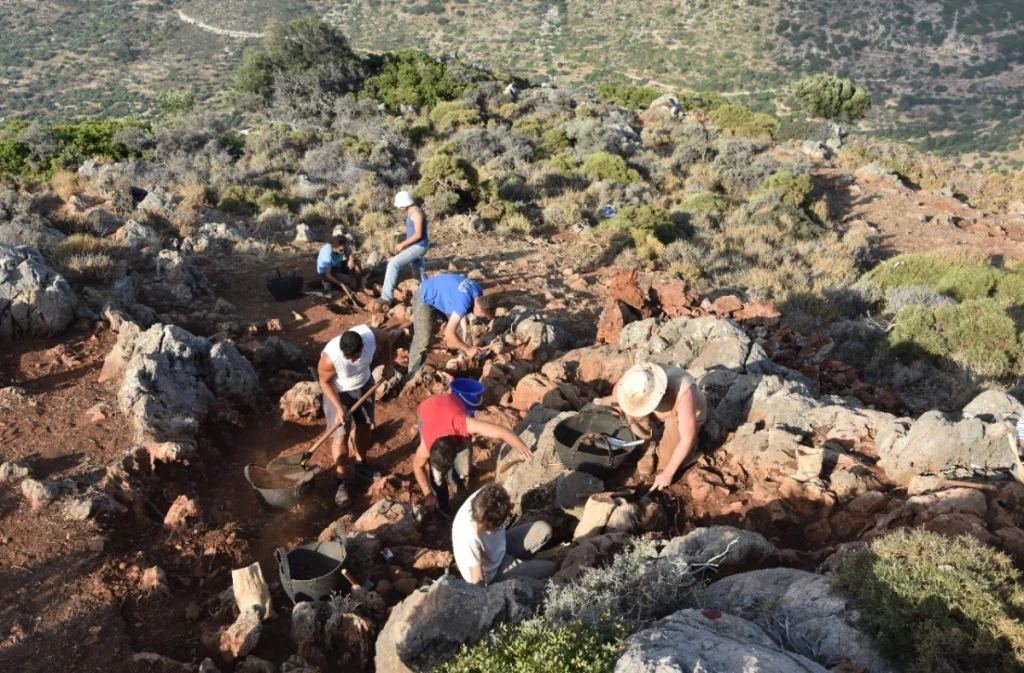 Florence Gaignerot-Driessen leads excavations at Anavlochos in 2018 with her team of students and international research partners. Courtesy - Florence Gaignerot-Driessen