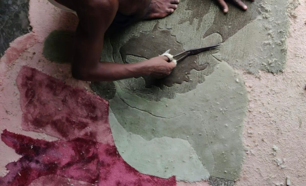 Carving process. Courtesy of The Carpet affair