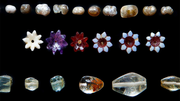 Piprahwa Gems Linked to Buddha Return to India After 127 Years