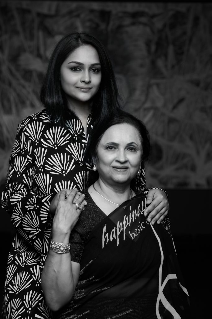 Kalpana Shah & Sanjana Shah, Image Courtesy: Tao Art Gallery