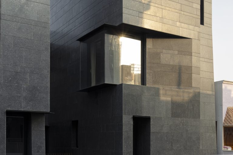 Material Innovation and Sustainable Craft: Exploring the Convergence of Architecture and Sculpture with Studio UF+O