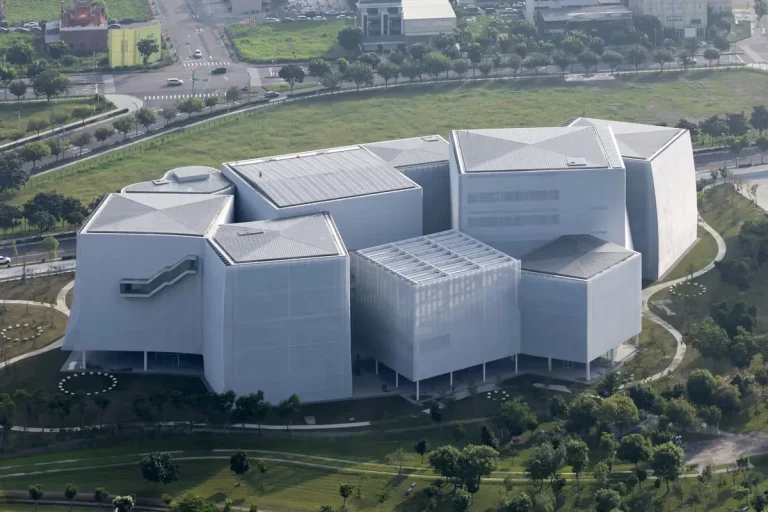 SANAA’s Taichung Green Museumbrary Opens in Taiwan