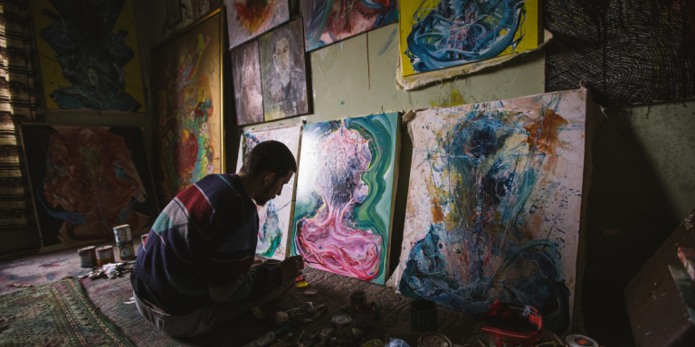 How to be a professionally successful artist? 