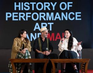 A Master of Performance: Abramović’s Lecture and Live Act Captivate Kochi Biennale