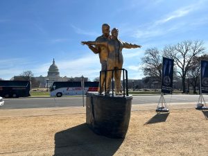 Trump and Epstein Cast as Titanic Lovers in Anonymous Guerrilla Sculpture at the Capitol