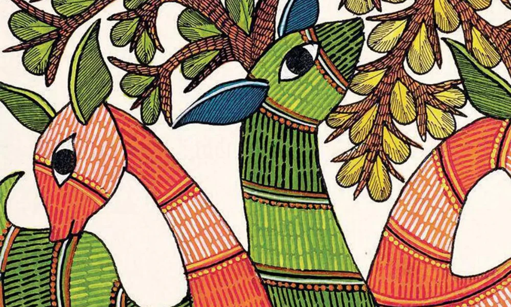 Gond Art comes from the Gond tribes of central India, mainly in Madhya Pradesh, Chhattisgarh, and Maharashtra. Artists use natural colours, fine lines, and rhythmic dots to create lively forms.