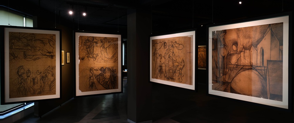 A.A.-Raiba-Exhibition-view